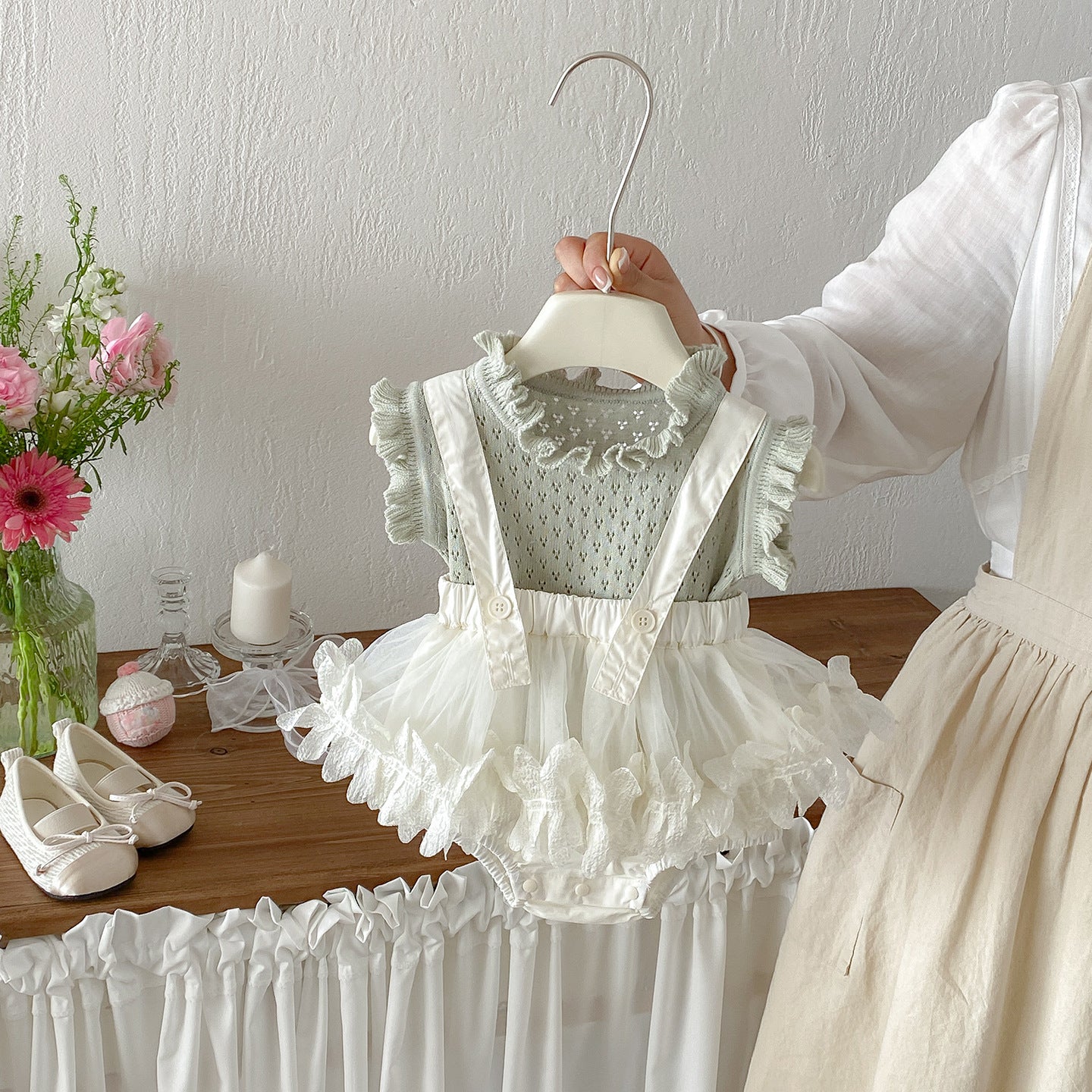 Summer New Infant and Toddler Carrier Gauze Dress Romper Set, Baby Girl Knit Vest Bodysuit Two-Piece Set