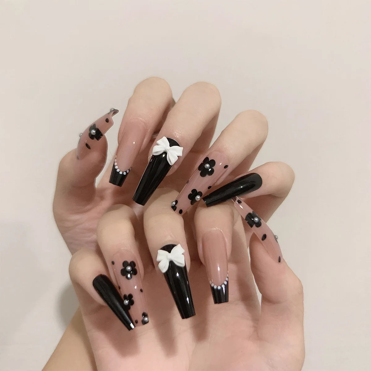 24Pcs Love Heart Butterfly Coffin Fake Nails Art French Long Ballet Detachable Wearing Press on Nail Tips Full Cover False Nails