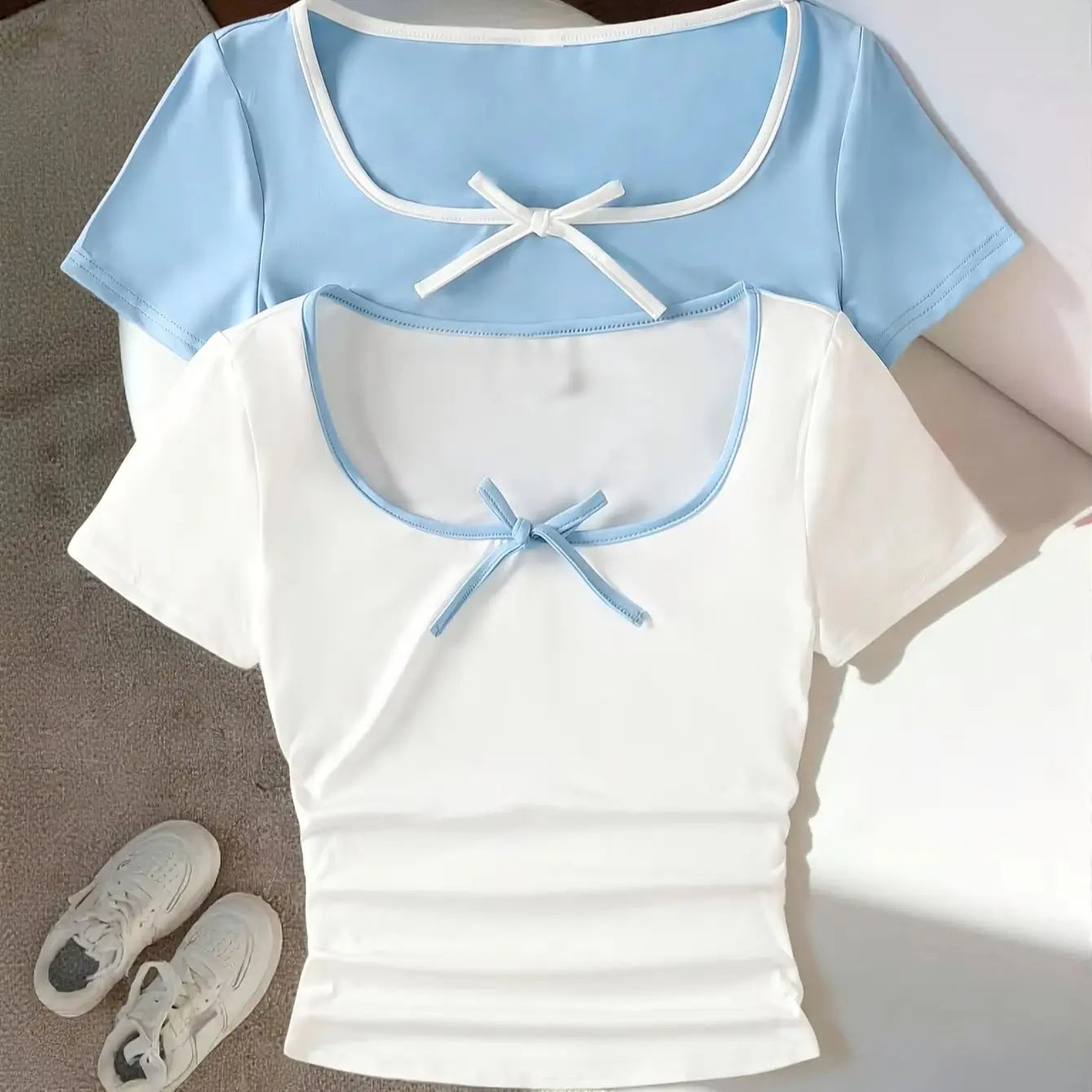 Girls' Casual Short-Sleeved T-Shirt Set, Solid White and Light Blue T-Shirts, 2-Piece Set with Bow and Contrasting Edge Design, Fashionable and Versatile, Suitable for Girls Aged 8-12, Home and Outdoor Wear