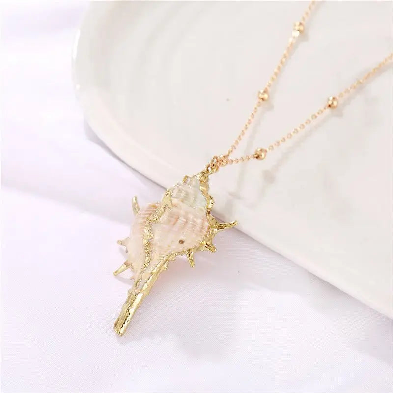 Ocean Shell Pendant Necklace