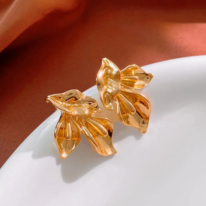 Personalized Design Irregular Geometric Leaf Stud Earrings Punk Golden Metal Female Earring Carnival Banquet Festival Jewelry