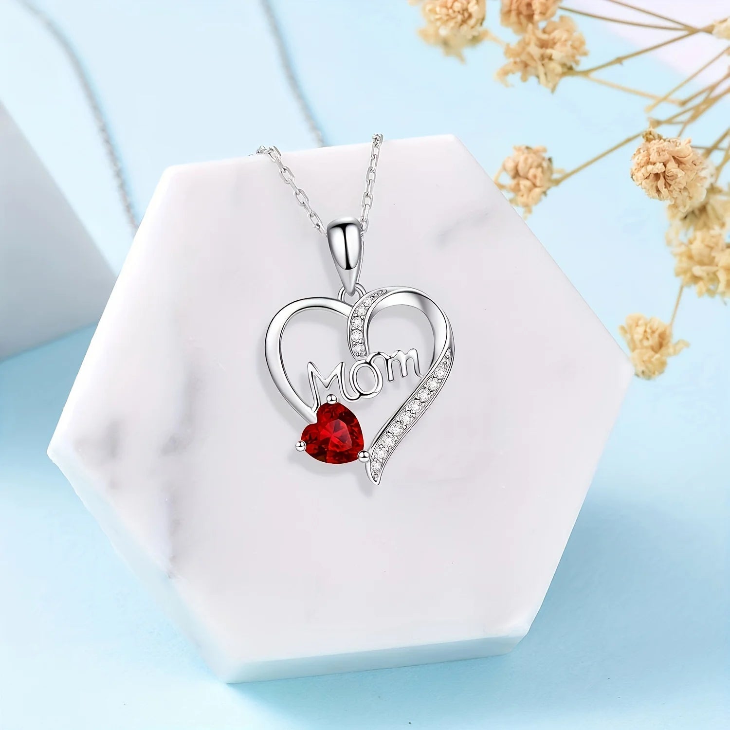 A Mother's Day gift, a heart-shaped mom with engraved words and Rhinestone, a multi-color accessory, a versatile female necklace